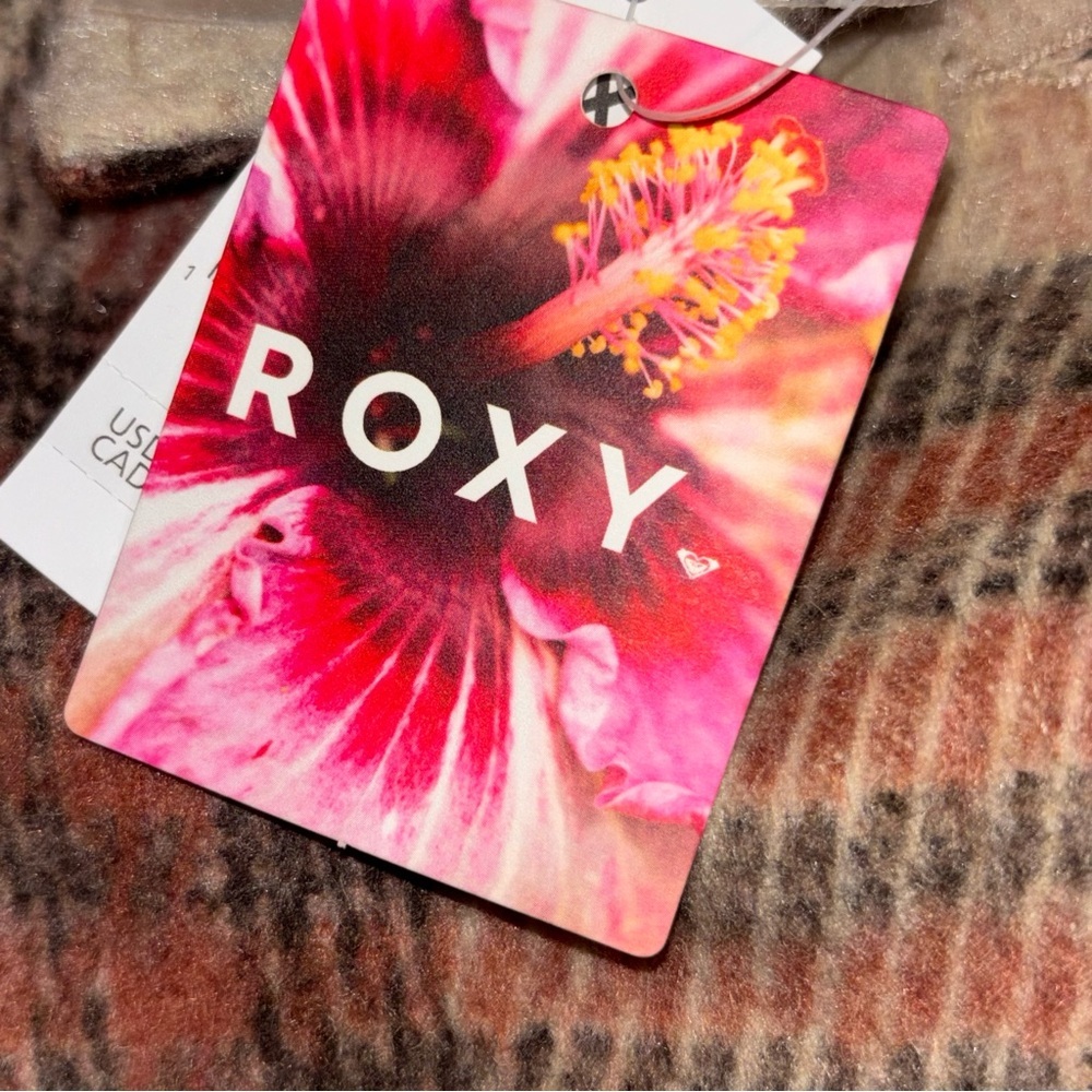 Roxy Red and Brown Plaid Cropped Shacket NWT - Picture 5 of 6